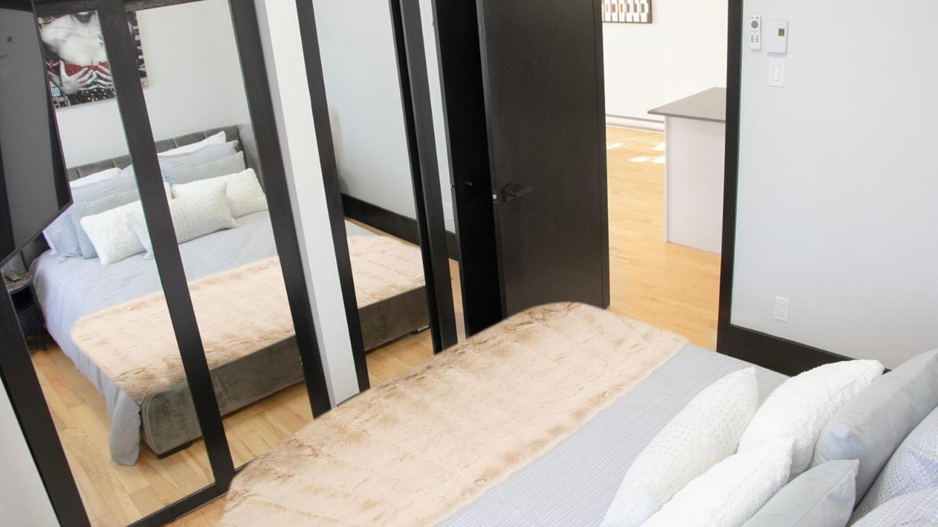 Eat, Explore & Enjoy Downtown At Sleek Escape Located In Plateau Mont-royal - 4 Apartment *
