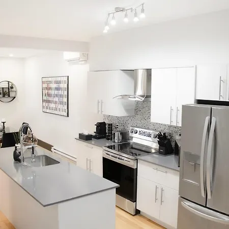 Eat, Explore & Enjoy Downtown Montreal At This Sleek City Escape Located In Plateau Mont-Royal - Apt 4 Exterior photo