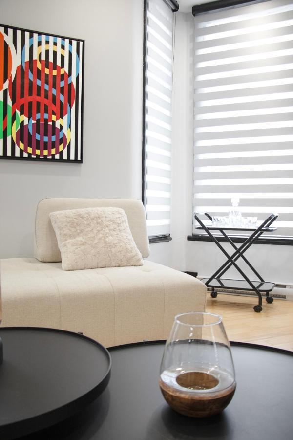 Apartment Eat, Explore & Enjoy Downtown At Sleek Escape Located In Plateau Mont-royal - 4 *