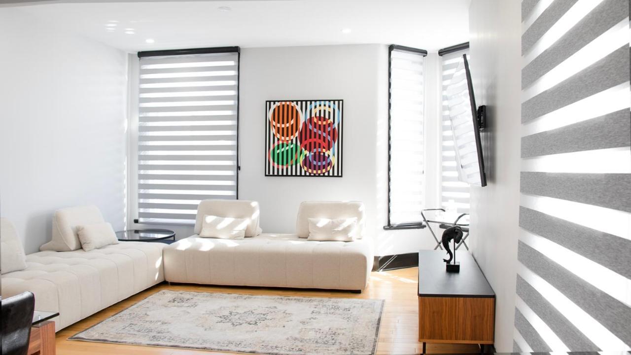 Eat, Explore & Enjoy Downtown At Sleek Escape Located In Plateau Mont-royal - 4 Apartment Montreal
