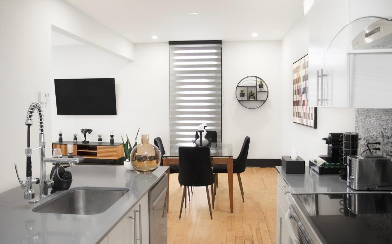 Eat, Explore & Enjoy Downtown At Sleek Escape Located In Plateau Mont-royal - 4 Apartment *