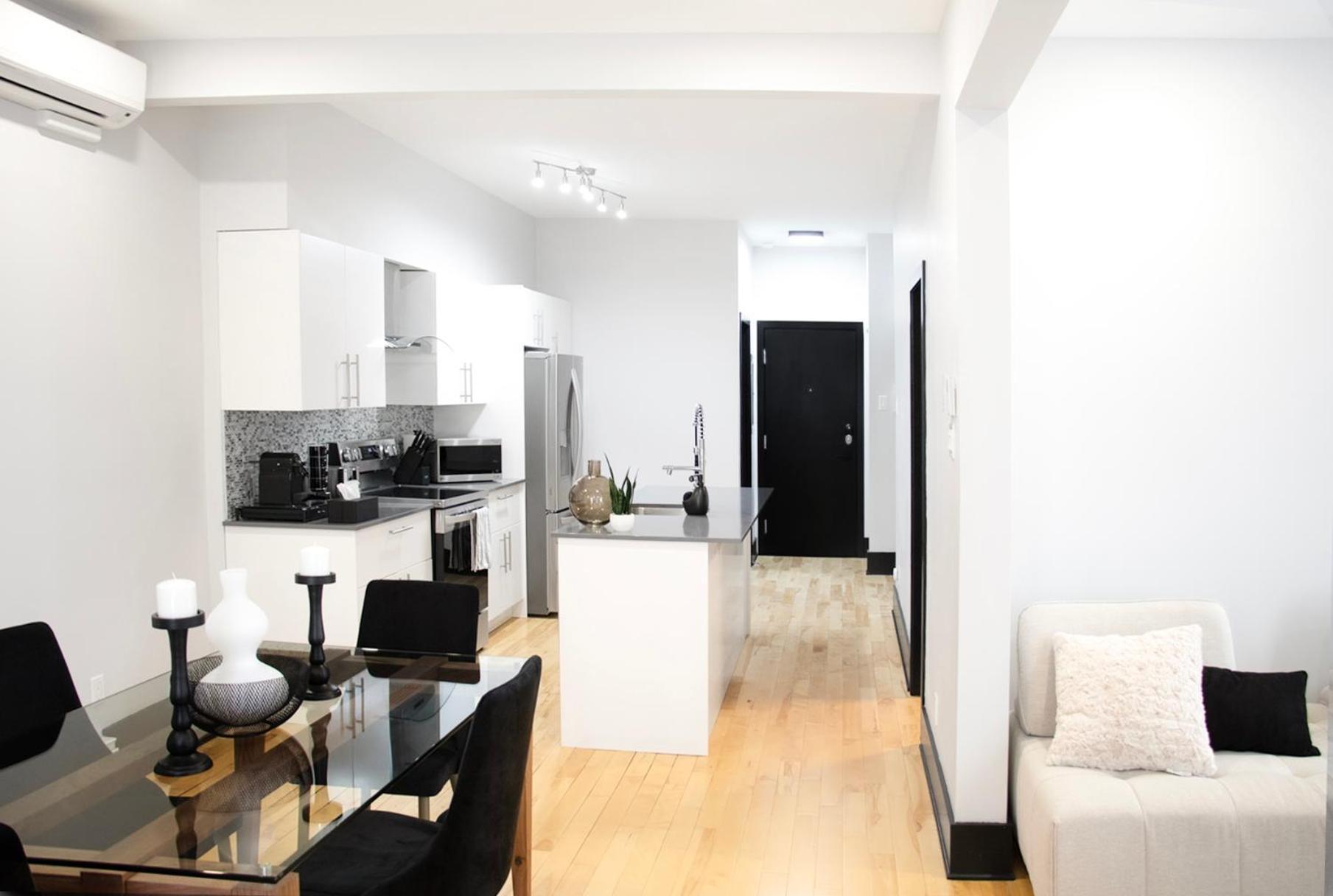 Eat, Explore & Enjoy Downtown At Sleek Escape Located In Plateau Mont-royal - 4 Apartment